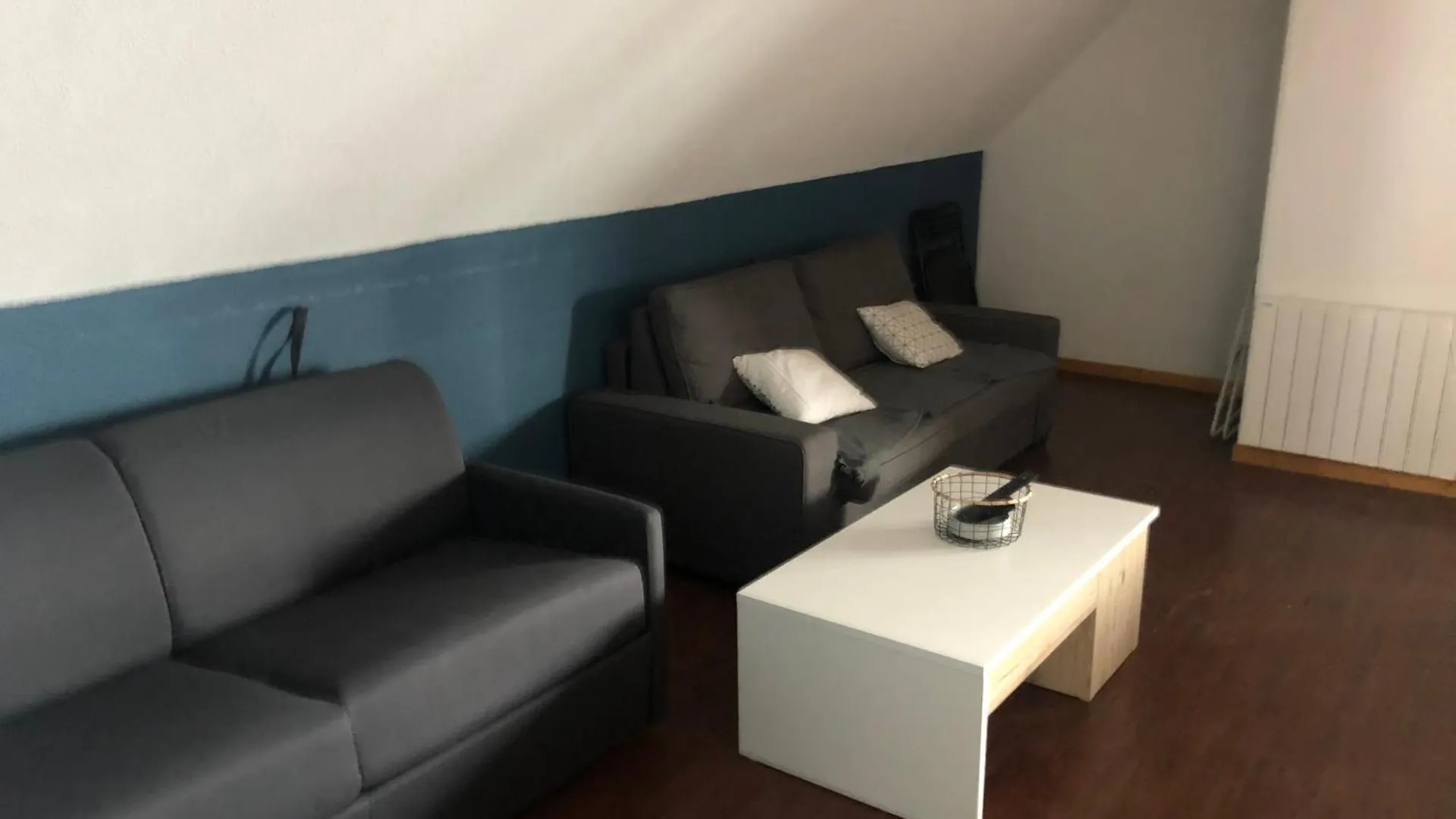 Apartment Grand Appartement Piscine Besse-et-Saint-Anastaise France